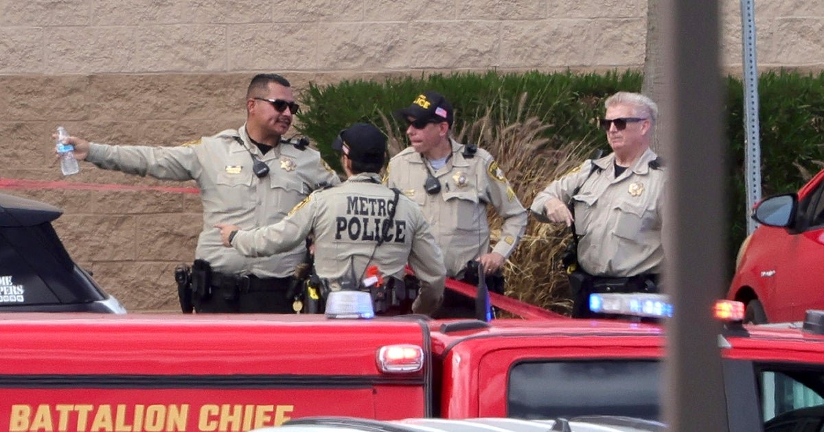 1 killed, at least 3 injured in shooting in Las Vegas gym; suspect dead, police say