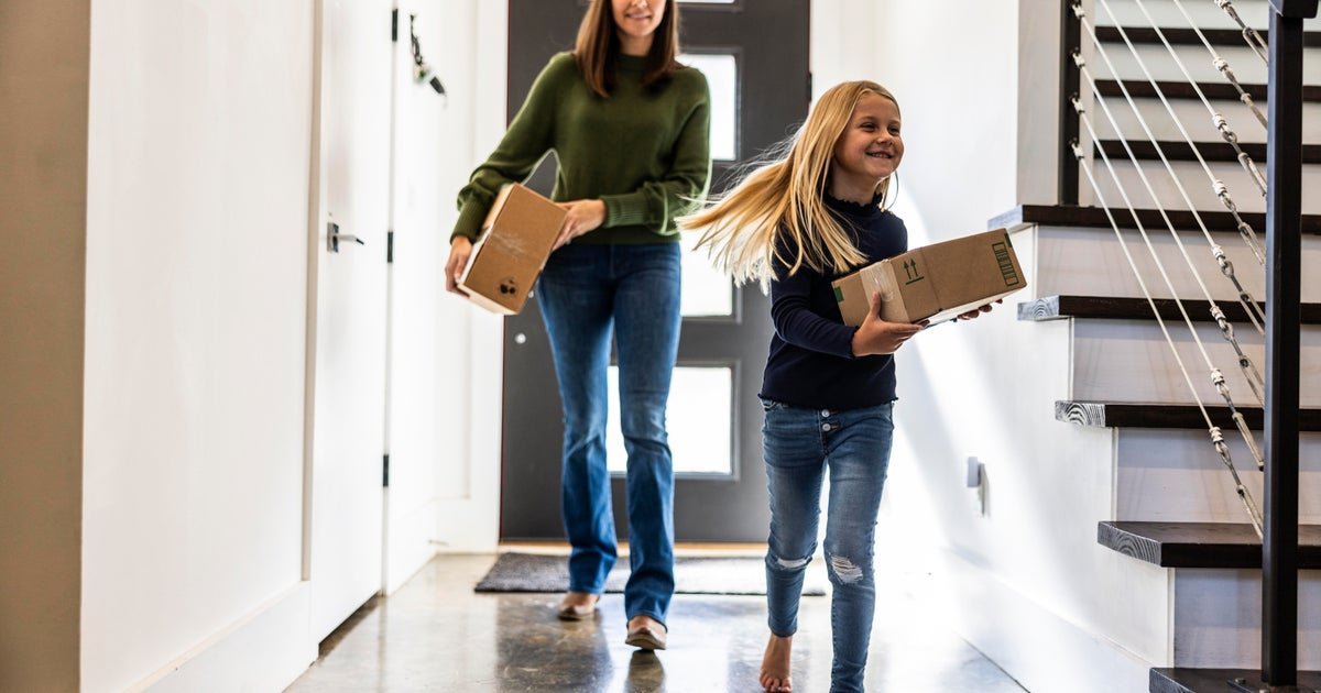 A “de minimis” tariff exemption expires Friday. Here’s what that means for shoppers.