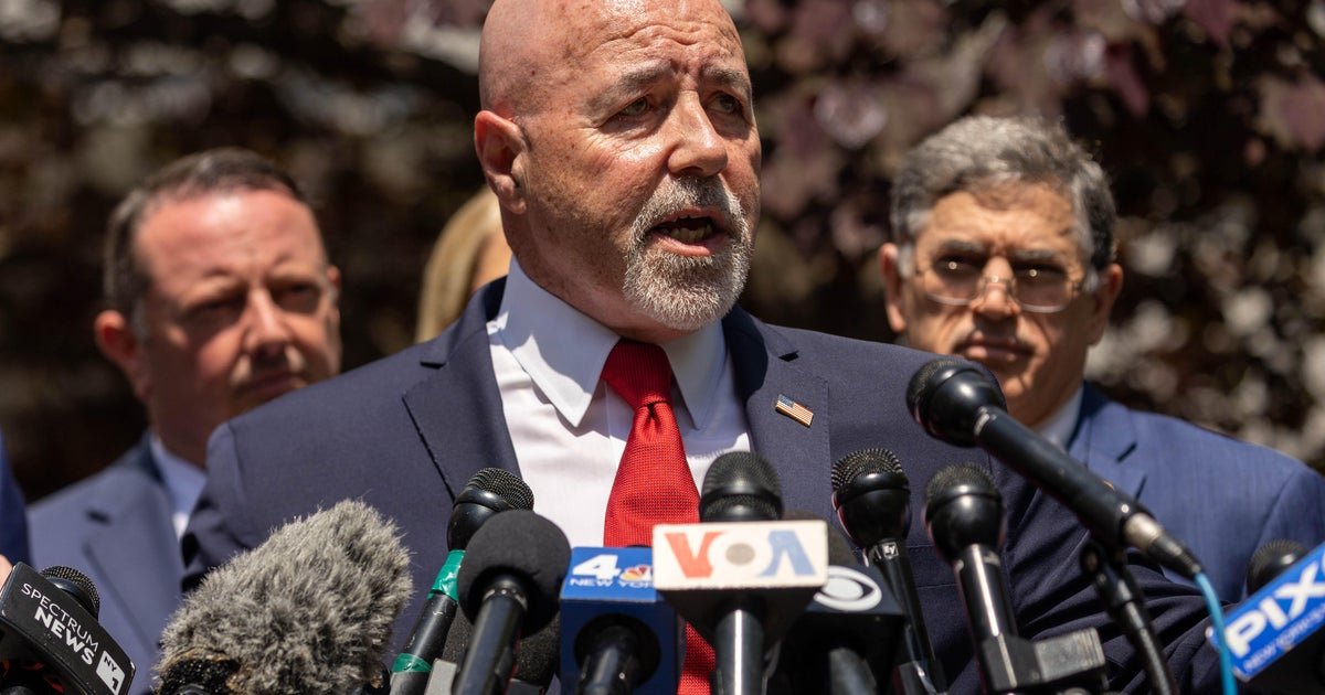 Bernard Kerik, former NYPD commissioner who served during 9/11, dies at 69