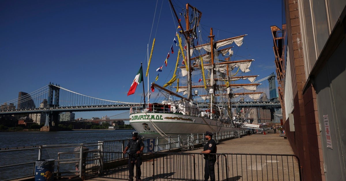 Brooklyn Bridge ship crash victims identified, update expected from investigators