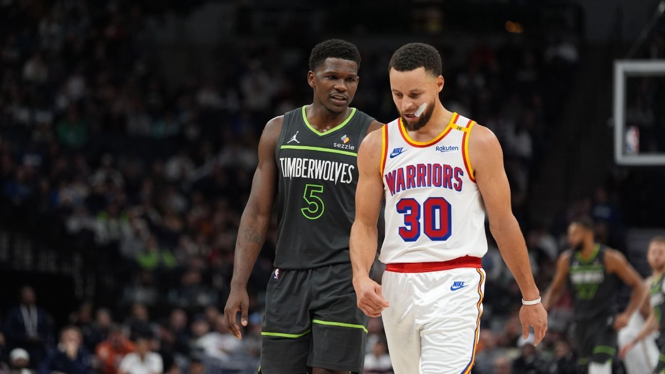 Curry calls injury a ‘gut punch,’ won’t rush return