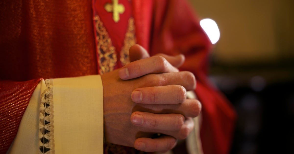 Feds call child abuse confession law for priests