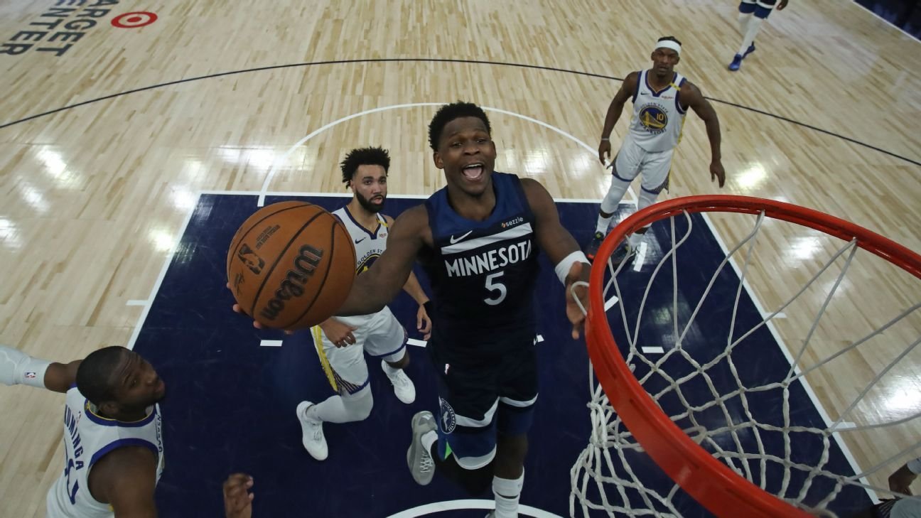 ‘Ironman’ Edwards brushes off injury to lift Wolves