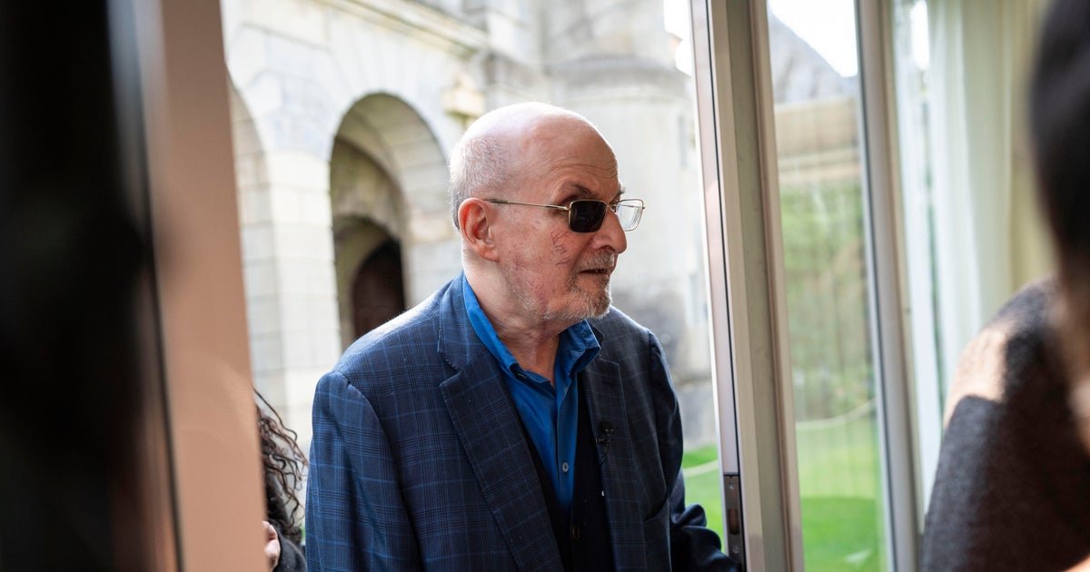 Man who stabbed Salman Rushdie on New York lecture stage gets 25 years in prison