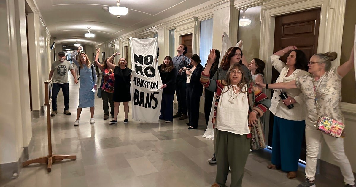 Missouri lawmakers seek to repeal abortion-rights amendment approved by voters last year