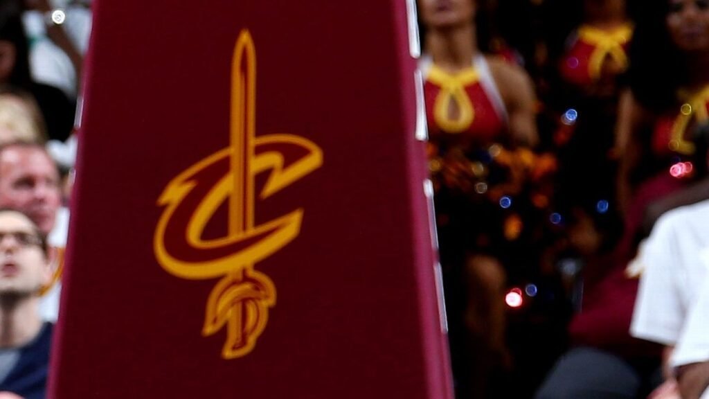 Sources: Cavs’ Garland, Mobley, Hunter in for G3