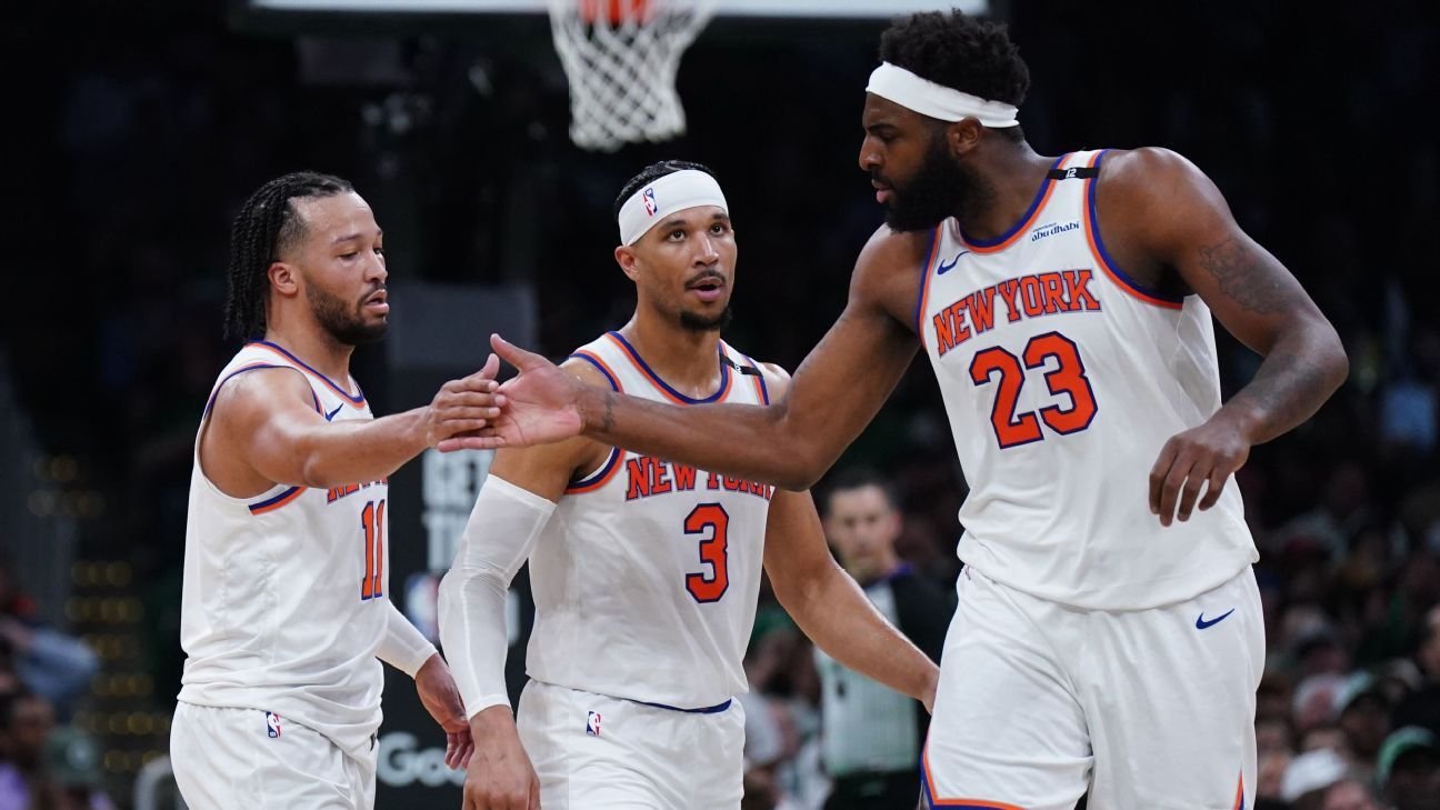 Sources: Knicks mull benching Hart for Robinson