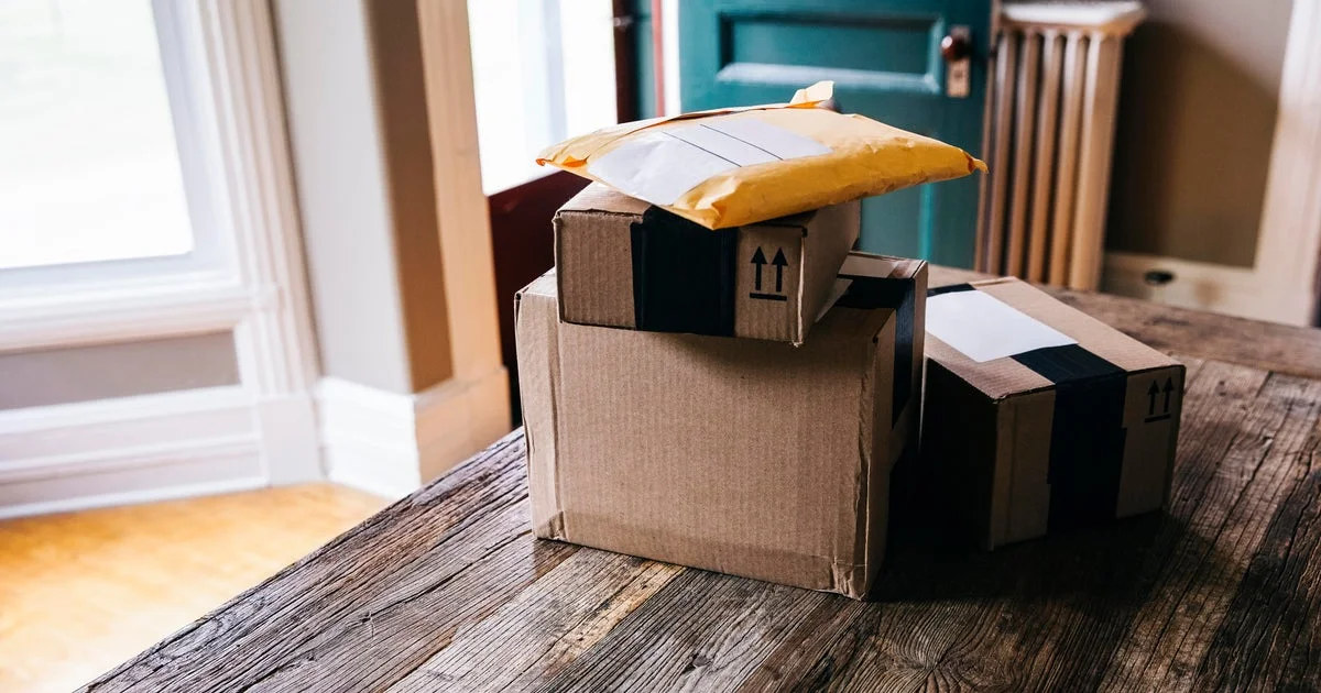 The “de-minimis” tariff rate is now 54%. Here’s what that means for e-commerce.