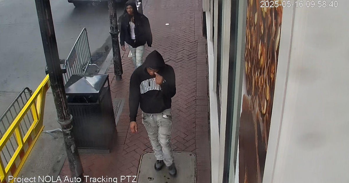 Video shows escaped New Orleans inmates walking through French Quarter