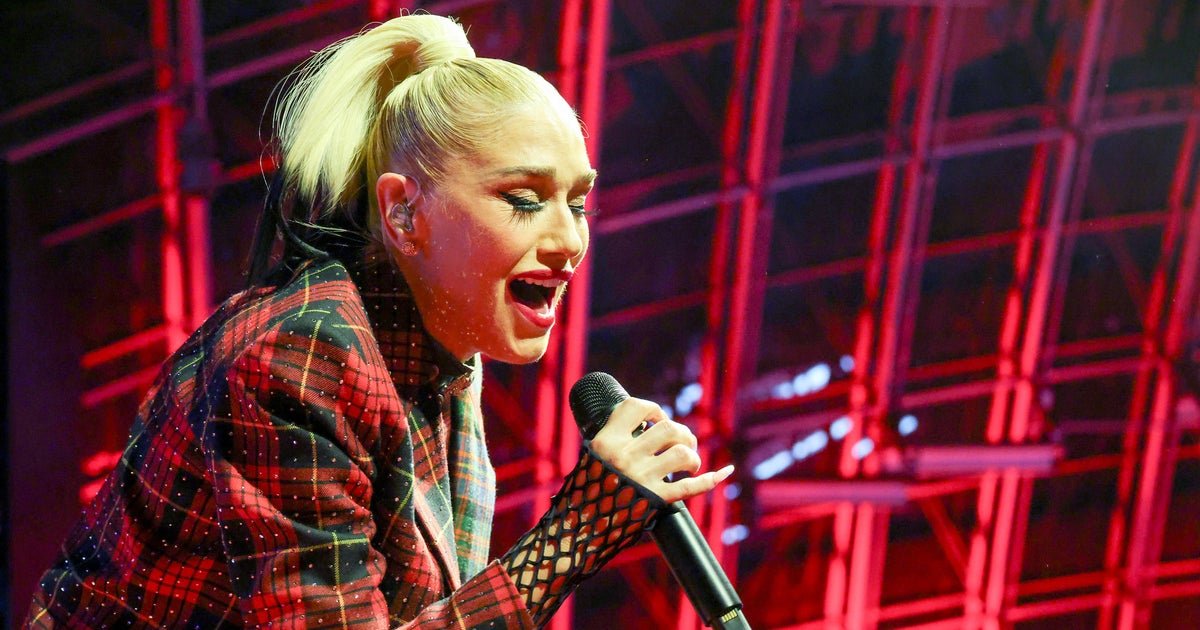Who is performing at the AMAs tonight? Here’s a list of the 2025 American Music Awards performers.