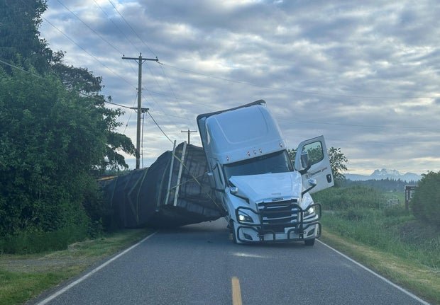 truck.jpg 