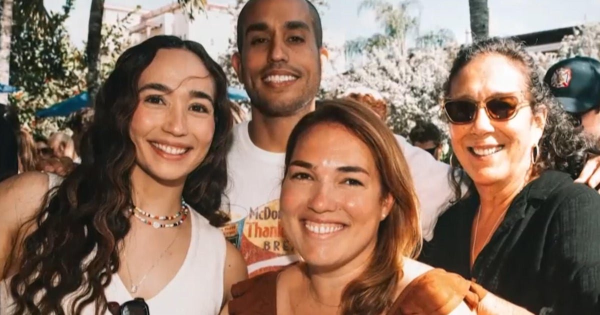 How a family-run Cuban café in Miami is bringing its community together