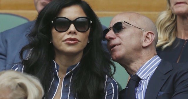 Jeff Bezos’ girlfriend shared text messages about their affair