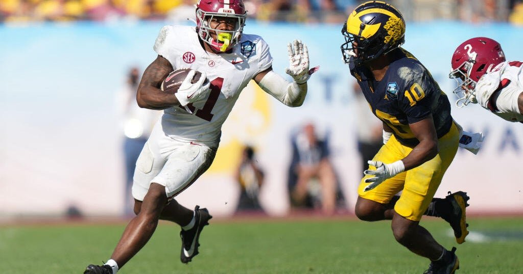 Judge approves landmark NCAA settlement, clearing way for schools to pay athletes directly