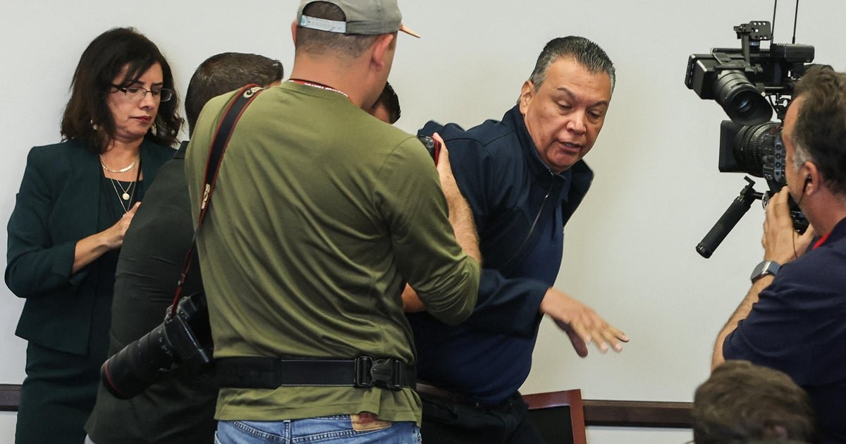 Lawmakers outraged over Padilla’s forcible removal from Noem press conference