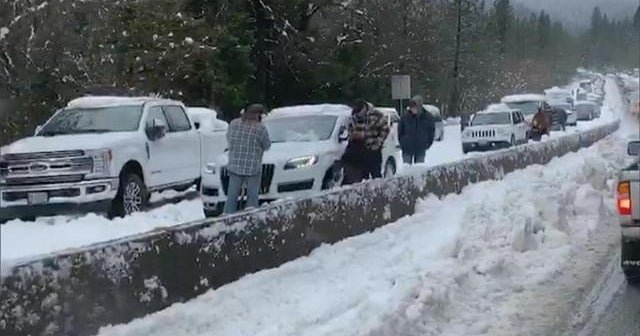 Powerful storm disrupts busy travel weekend
