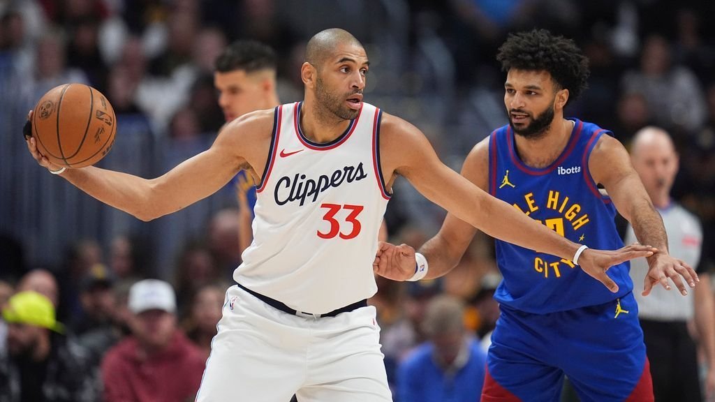 Sources: Batum opts out; interest in Clips return