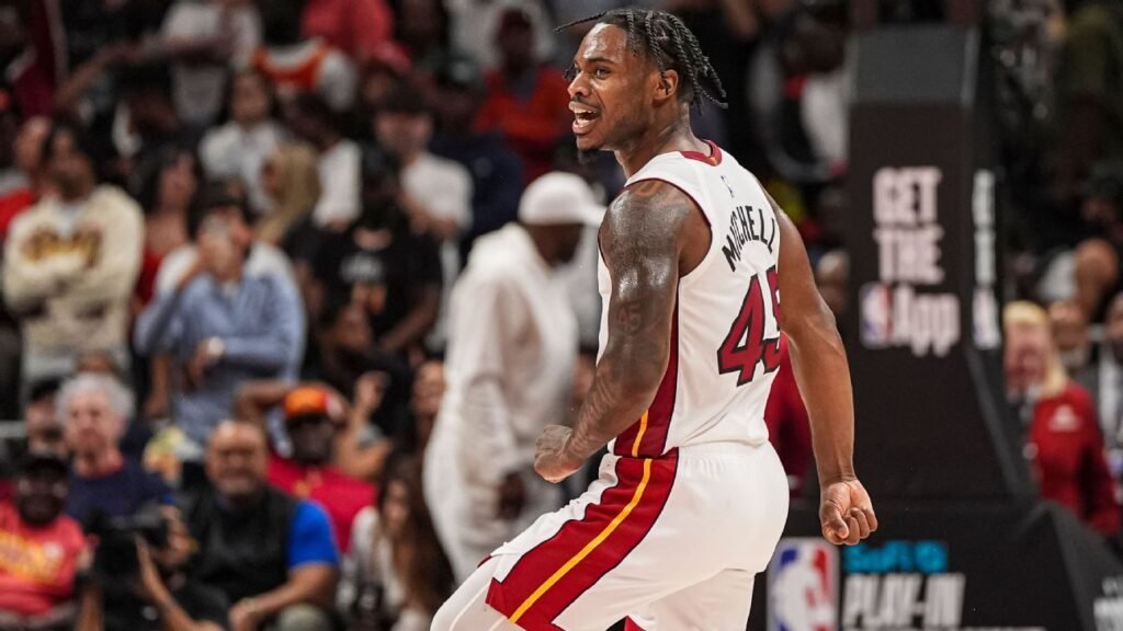 Sources: Mitchell aims to stay with Heat for M