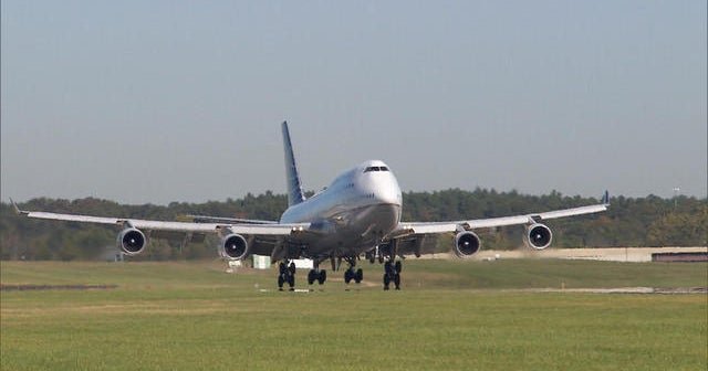 The 747’s final approach