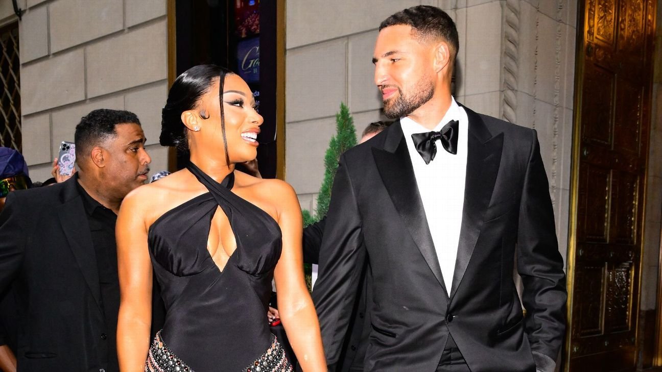 Klay Thompson, Megan Thee Stallion confirm relationship with red carpet debut