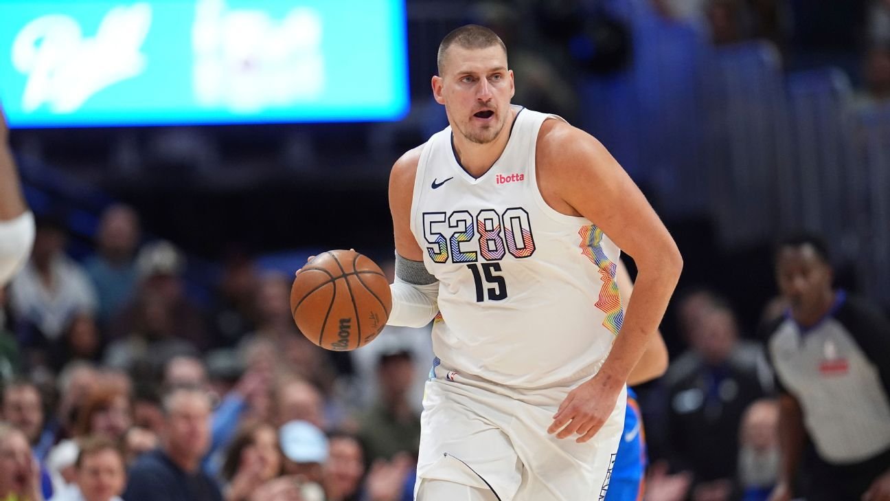 Sources: Jokic to delay extension talks until ’26