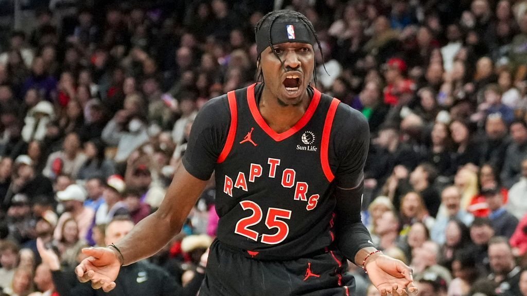 Sources: C’s shed Niang’s salary; sign Boucher